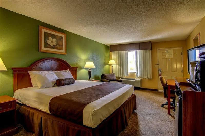 Motel Super 8 By Wyndham Macon West Exterior foto